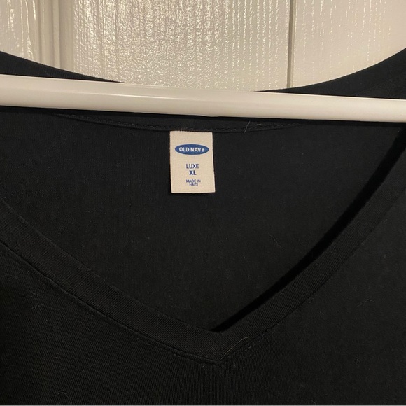 Bundle of 4 Old Navy Fall Long Sleeve Tops (1 Sweater,2 Shirts,1 Button Down) - Picture 9 of 13